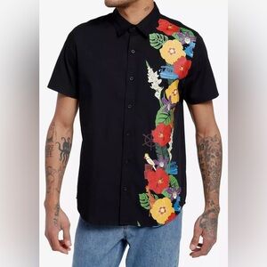 NWOT Our Universe Disney Jungle Cruise Tropical Woven Button-Up in Black- Size S